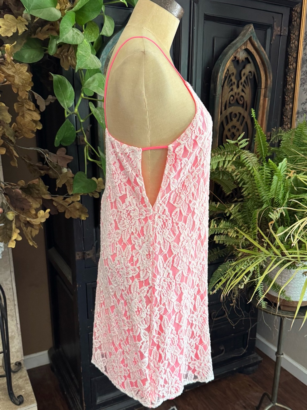 Anthropologie Lace Overlay Mini Dress 80s Inspired Party Barbiecore - Picture 11 of 15